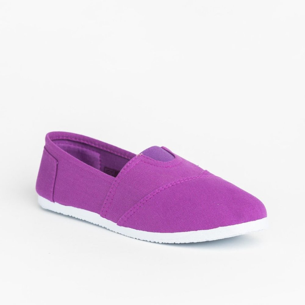 3/$10  Delic8 Women Classic Canvas Slip on Ballet Flats - Purple - Size 8